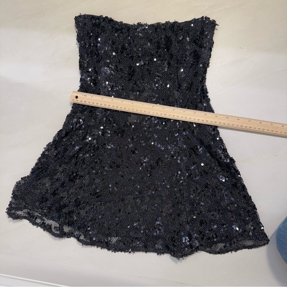 Everleigh Strapless Black Sequin‎ Mini Dress • Size M • Sold Out - Picture 5 of 9